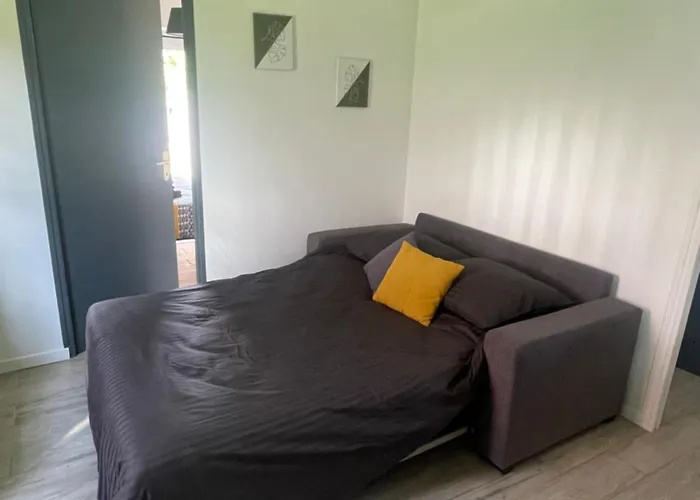 Petite Maison Chaleureuse Des Boucles De La Seine